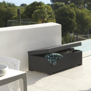 Diva Chest. Functional storage for exterior spaces | Sp-Berner