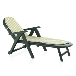 Caiman lounge chair with a padded cushion for the garden | Sp-Berner