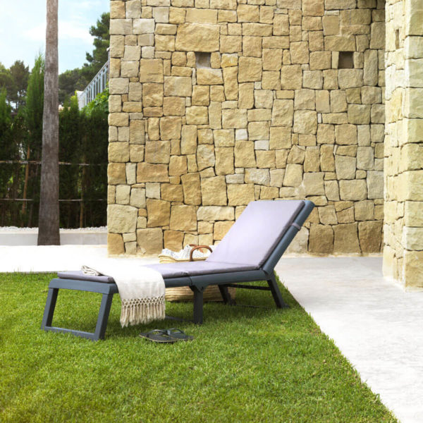 Dream Lounge Chair with a cushion for the garden | Sp-Berner
